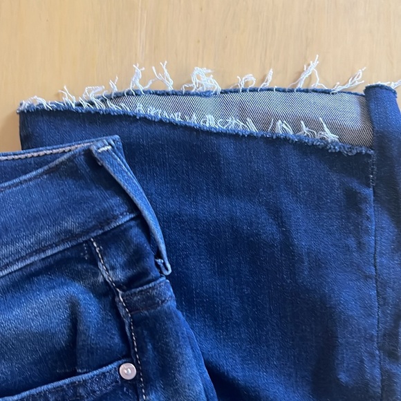 The Insider High Rise Crop Step Fray Bootcut Jeans in Tongue and Chic 29 - Picture 7 of 12